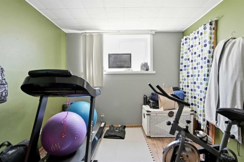 4803 47 Street, Rocky Mountain House, AB - Indoor Photo Showing Gym Room
