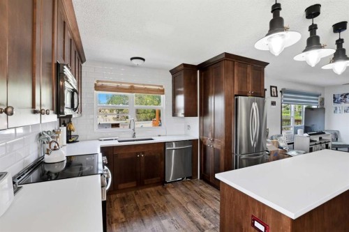 4803 47 Street, Rocky Mountain House, AB - Indoor Photo Showing Kitchen