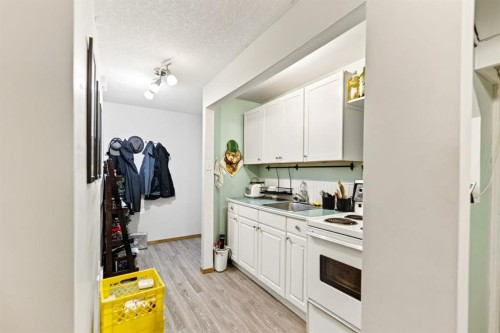 78 Duston Street, Red Deer, AB - Indoor Photo Showing Kitchen