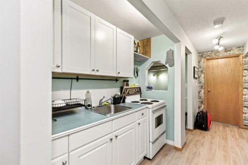 78 Duston Street, Red Deer, AB - Indoor Photo Showing Kitchen