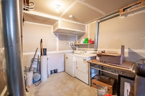 78 Duston Street, Red Deer, AB - Indoor Photo Showing Laundry Room