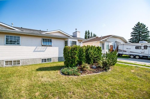 78 Duston Street, Red Deer, AB - Outdoor