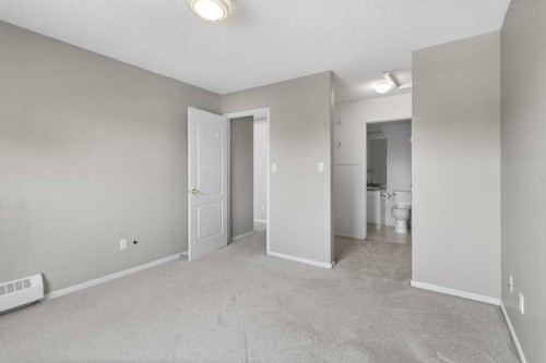 306-5435 Lakeshore Drive, Sylvan Lake, AB - Indoor Photo Showing Other Room