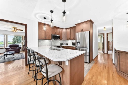 3 43 Avenue Close, Lacombe, AB - Indoor Photo Showing Kitchen With Double Sink With Upgraded Kitchen