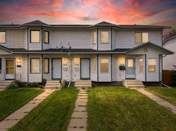 5414 45 Street Lacombe, AB T4L 1A9