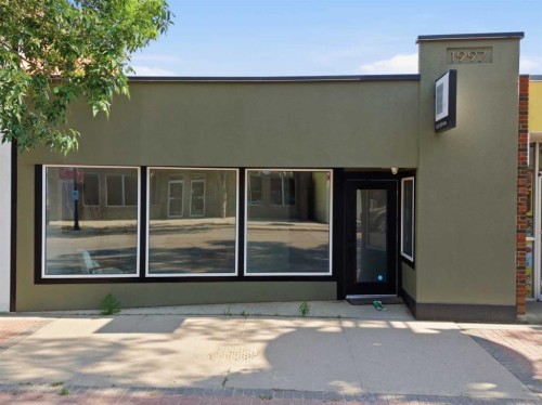 5016 50 Ave, Ponoka, AB 