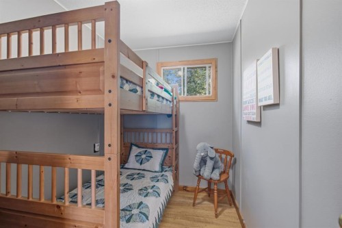 56 Lakeview Avenue, Gull Lake, AB - Indoor Photo Showing Other Room