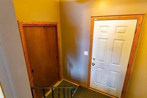 5005 53 Street, Castor, AB - Indoor Photo Showing Other Room