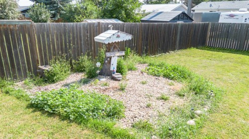5005 53 Street, Castor, AB - Outdoor