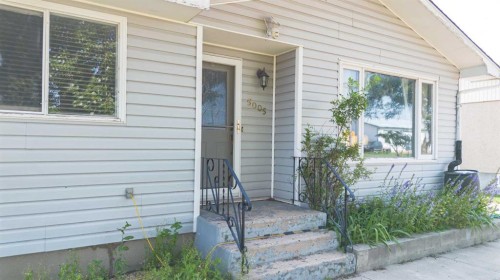 5005 53 Street, Castor, AB - Outdoor With Exterior