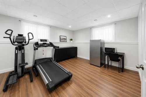 336 Kingston Drive, Red Deer, AB - Indoor Photo Showing Gym Room