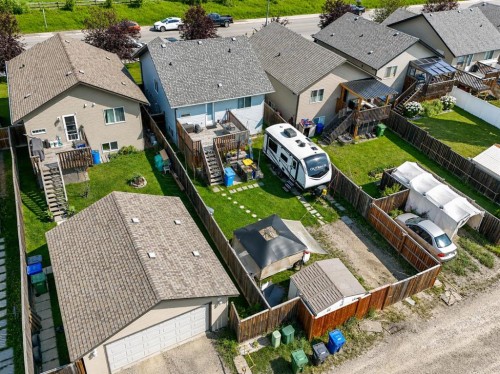 336 Kingston Drive, Red Deer, AB - Outdoor