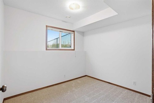 34 Keen Crescent, Red Deer, AB - Indoor Photo Showing Other Room