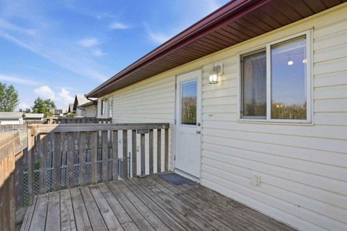 34 Keen Crescent, Red Deer, AB - Outdoor With Deck Patio Veranda With Exterior