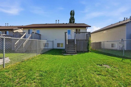 34 Keen Crescent, Red Deer, AB - Outdoor With Deck Patio Veranda
