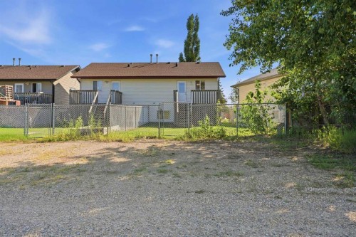 34 Keen Crescent, Red Deer, AB - Outdoor