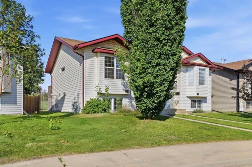 34 Keen Crescent, Red Deer, AB - Outdoor