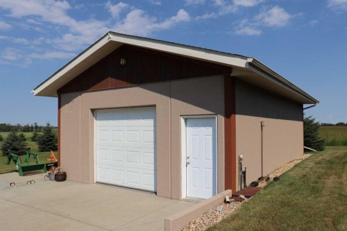 425062 Range Road 250, Rural Ponoka County, AB - Outdoor With Exterior