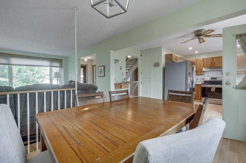 165 Greig Drive, Red Deer, AB - Indoor Photo Showing Dining Room