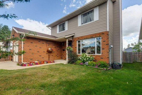 165 Greig Drive, Red Deer, AB - Outdoor