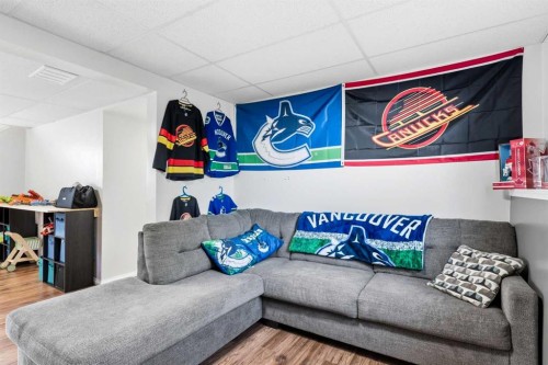 17-829 20 Street, Spruce View, AB - Indoor