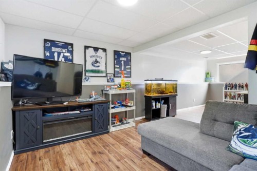17-829 20 Street, Spruce View, AB - Indoor