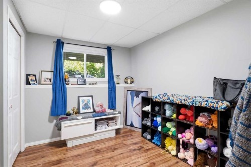 17-829 20 Street, Spruce View, AB - Indoor