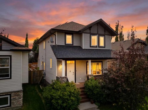 21 Regatta Way  Sylvan Lake, AB T4S 0E9