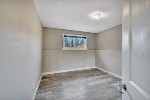 139 Garrison Circle, Red Deer, AB - Indoor Photo Showing Other Room