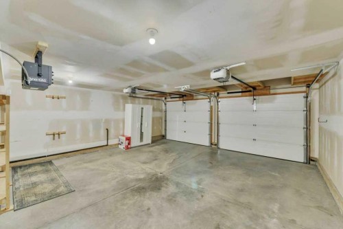 139 Garrison Circle, Red Deer, AB - Indoor Photo Showing Garage