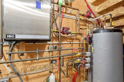 707 Elk Street, Sunbreaker Cove, AB - Indoor Photo Showing Basement