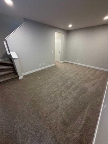 85 Gray Close, Sylvan Lake, AB - Indoor Photo Showing Other Room