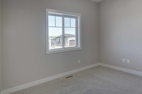 83 Gray Close, Sylvan Lake, AB - Indoor Photo Showing Other Room