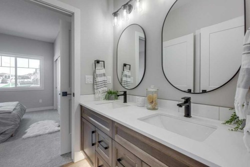 83 Gray Close, Sylvan Lake, AB - Indoor Photo Showing Bathroom