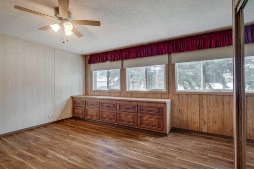 71 Parkside Avenue, Red Deer, AB 