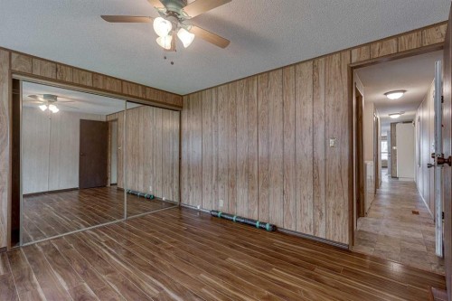 71 Parkside Avenue, Red Deer, AB 