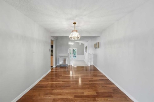8 Sydney Close, Red Deer, AB - Indoor Photo Showing Other Room