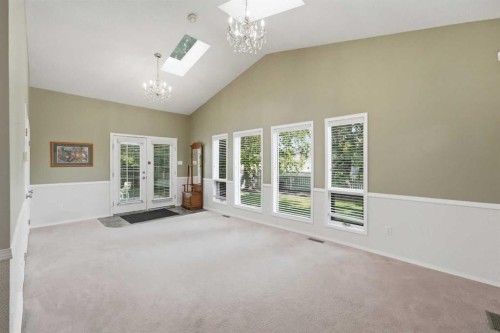 8 Sydney Close, Red Deer, AB - Indoor Photo Showing Other Room