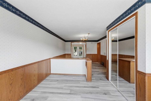 8 Sydney Close, Red Deer, AB - Indoor Photo Showing Other Room