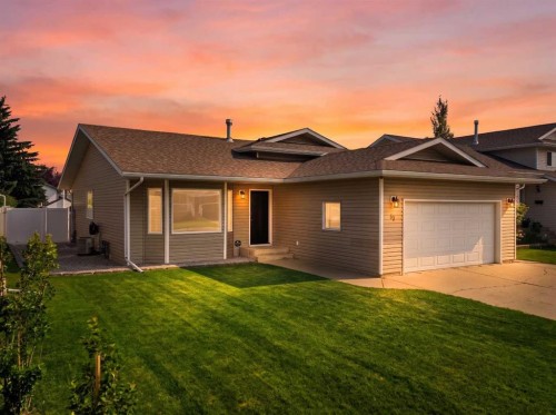 40 Kirby Street  Red Deer, AB T4P 3M9
