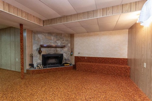 1910 26 Avenue, Delburne, AB - Indoor With Fireplace