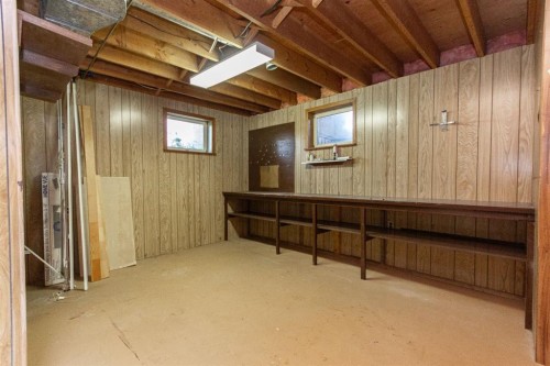 1910 26 Avenue, Delburne, AB - Indoor Photo Showing Basement