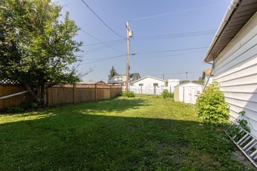 1910 26 Avenue, Delburne, AB - Outdoor