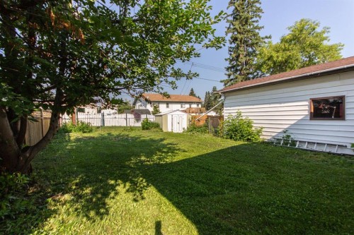 1910 26 Avenue, Delburne, AB - Outdoor