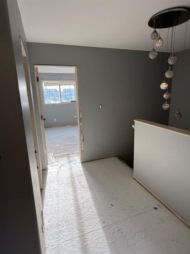 74 Parkway Drive, Blackfalds, AB - Indoor Photo Showing Other Room