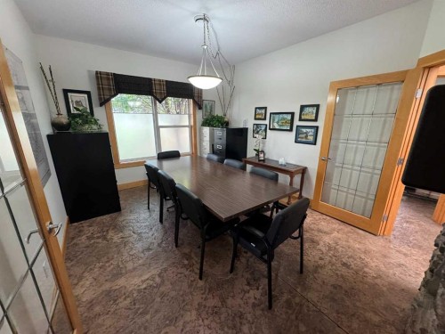 3 Janko Close, Red Deer, AB - Indoor Photo Showing Dining Room