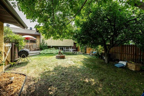 65 Hart Crescent South, Red Deer, AB - Outdoor