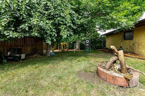 65 Hart Crescent South, Red Deer, AB - Outdoor