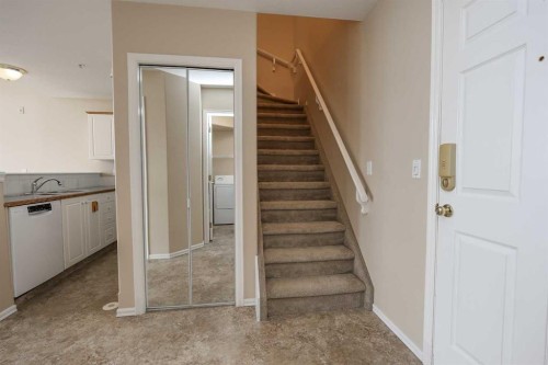 409-6118 53 Avenue, Red Deer, AB - Indoor Photo Showing Other Room