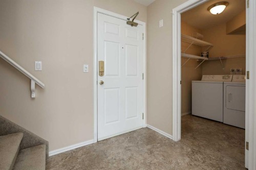 409-6118 53 Avenue, Red Deer, AB - Indoor Photo Showing Laundry Room